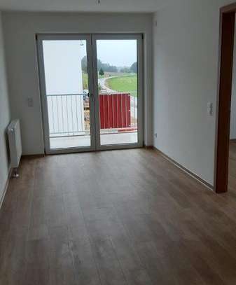 Seniorenwohnung / Betreutes Wohnen / 2-Zimmer-Wohnung mit Balkon und Einbauküche in Hebertsfelden