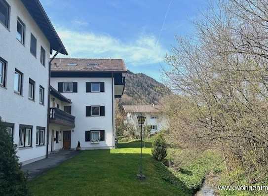 Ruhe mit Bergblick - 3-Zimmer-Wohnung mit Südbalkon und schönem Bergblick