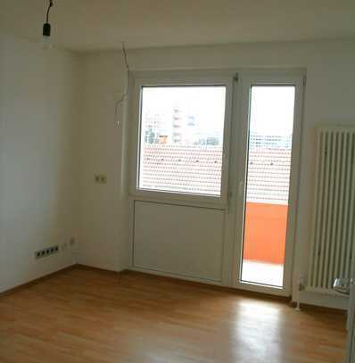 Kapitalanlage 1-Zimmer-Wohnung mit Balkon und EBK im Zentrum von Sindelfingen