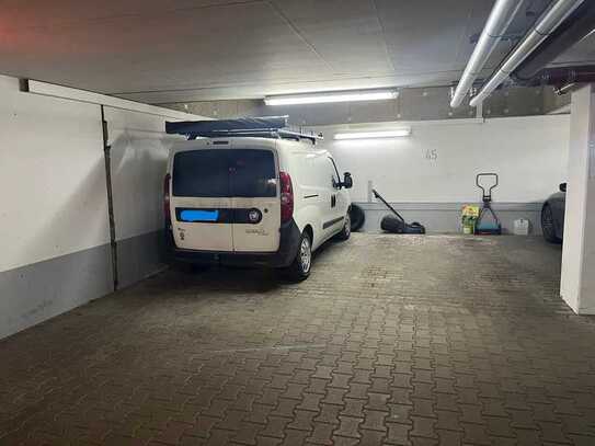 Garagenstellplatz in Untersendling