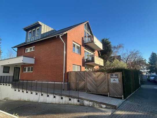 Büro und Lager-/Ausstellungsfläche in Rodenkirchen