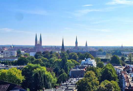 1 Zimmer Wohnung mit Balkon und Traumweitblick über Lübeck - Provisionsfrei !!!