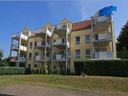 Sehr schöne Wohnung mit Sonnenbalkon...Parkett/Vinylbelag...TG