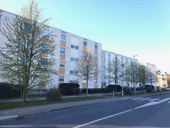 2-Zimmer-Wohnung mit modernem Bad und Balkon in Monheim