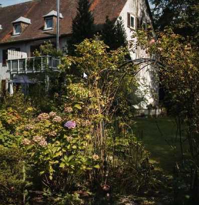 Schöne, geräumige Eigentumswohnung mit großem Garten und Balkon in Marl-Drewer