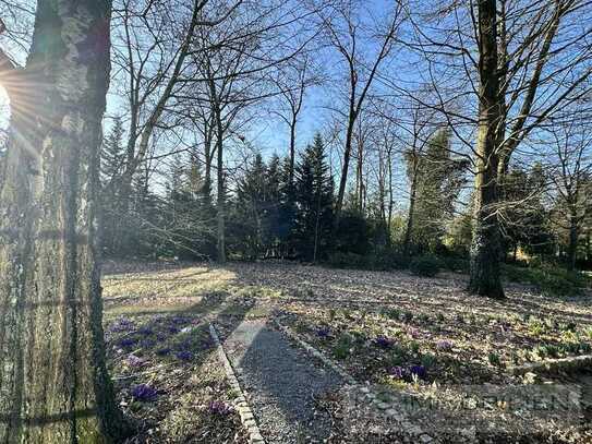Hösel - Großzügiges Baugrundstück mit Südgarten in begehrter Wohnlage