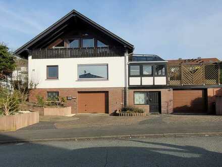 Freundliche 4-Zimmer-Wohnung mit gehobener Innenausstattung mit Balkon und Einbauküche in Hohenahr