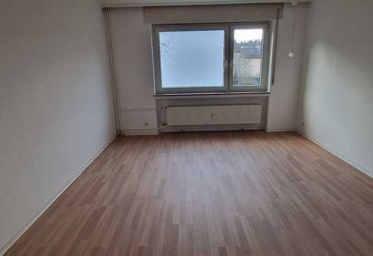 *Tolle Singlewohnung in Stuttgart-Vaihingen*