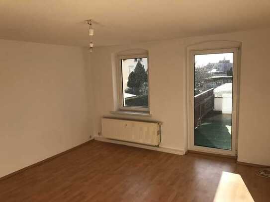 Ansprechende und sanierte 2-Zimmer-Wohnung mit Balkon in Radebeul