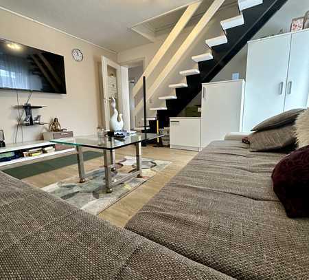 Geschmackvolle möblierte 4-Raum-DG-Wohnung mit gehobener Innenausstattung mit EBK in Ettlingen