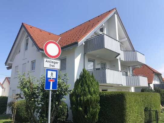 Sonnige 2-Zimmer-Dachgeschoss-Wohnung, Schöne Balkonaussicht, Grundfl. ca. 60m2