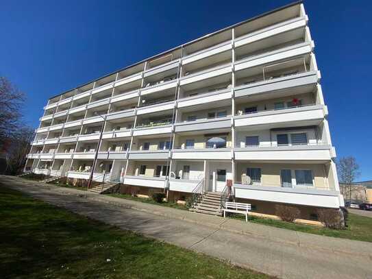 geräumige Zweizimmerwohnung mit Balkon im 1. OG