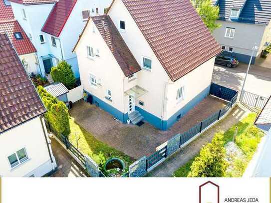 Saniertes, freistehendes Einfamilienhaus mit kleinem Garten in ruhiger Lage, zentral in Neckarsulm