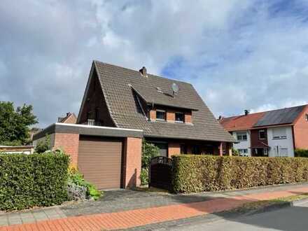 Vermittelt ...Schönes Einfamilienhaus in Herzen von Marienfeld !