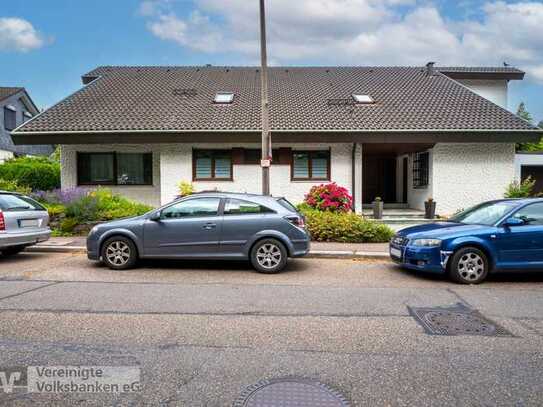 Platz für die ganze Familie mit traumhaftem Garten in Sindelfingen!