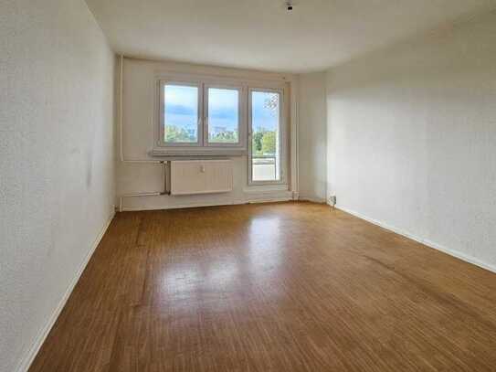 ++attraktive 3-Zimmer-Wohnung//Balkon//Tageslichtbad mit Wanne//Balkon//ab sofort