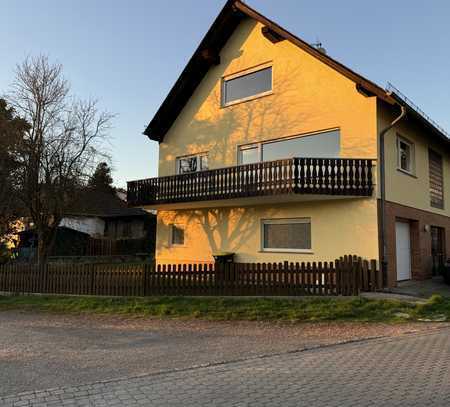 HÜNSTETTEN ++ FREISTEHENDES EINFAMILIENHAUS MIT GROßEM GRUNDSTÜCK ++