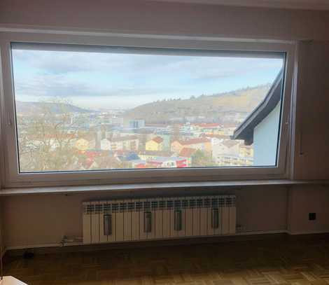 Helle 4 Zimmer Wohnung mit bezaubernden Blick auf die City