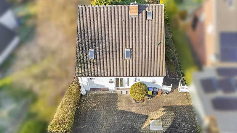 Freistehendes Einfamilienhaus in Bremen - Aumund-Hammersbeck - Gute Raumaufteilung und viel Privatsp