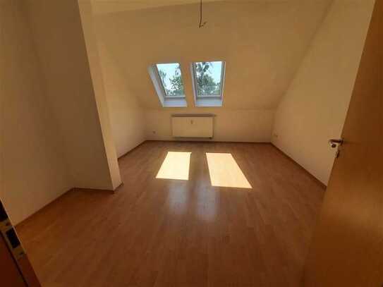 Dachgeschosswohnung mit Balkon