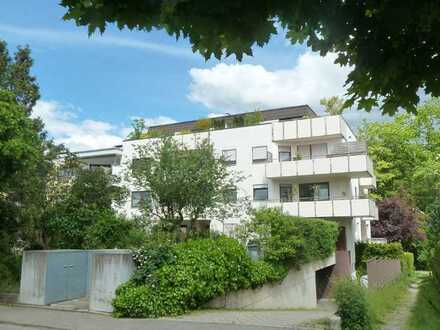Gepflegte 2 Zi.-Wohnung mit EBK u. sonnigem Balkon in bevorzugter Lage AN EINZELPERSON