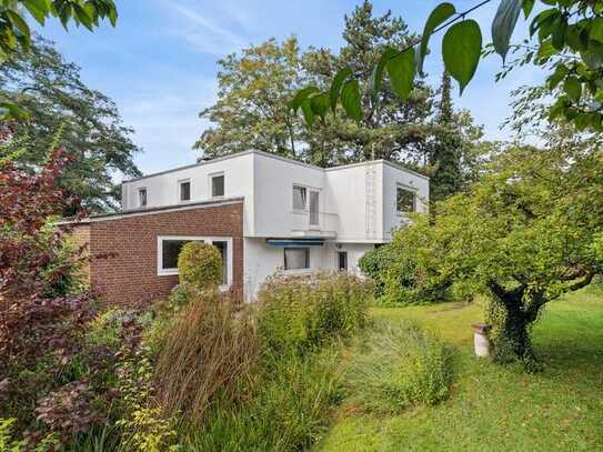 Exklusives Architektenhaus im Bauhausstil in idyllischer Lage von Ronnenberg