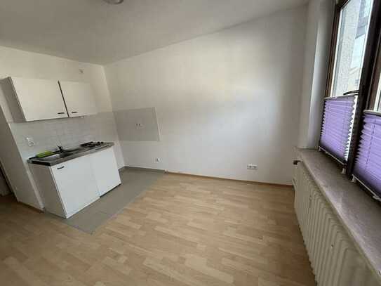 1 ZKB-Balkon -Kleines Apartment sucht neue Mieter!