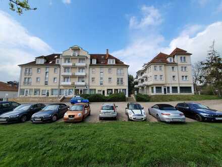 Schöne Etagenwohnung mit Balkon