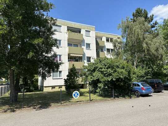 Lichtdurchflutete 3-Zimmer Wohnung mit Balkon in Hannover-Wettbergen
