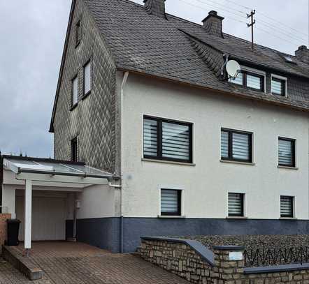 Einzugsbereites Einfamilienhaus in guter Lage in Idar-Oberstein