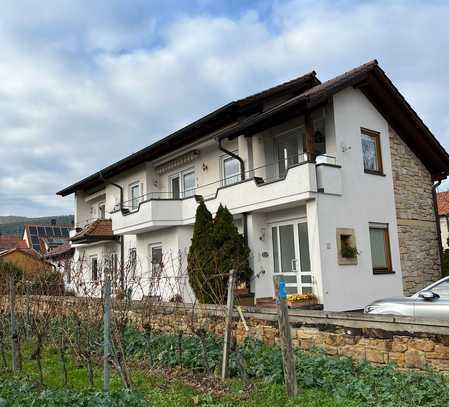 2 Zimmer-Wohnung mit Südbalkon in Forst an der Weinstraße