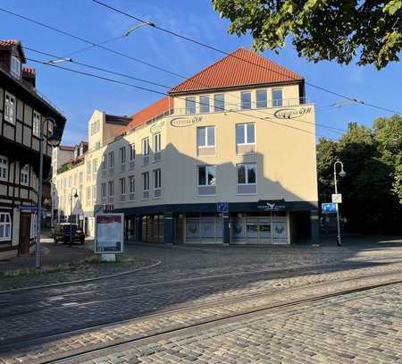 schöne 3 Raum Wohnung mit Balkon im 2OG