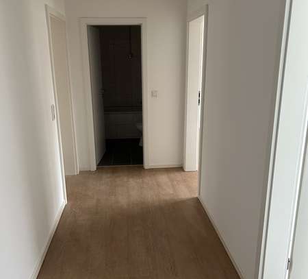 Attraktive 2-Zimmer-Wohnung mit Balkon in Lagenfeld