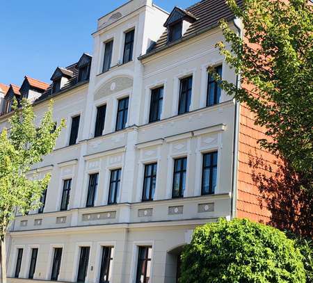 beliebtes Rauschwalde! Sonnig & ruhig: schöne 2-Raumwohnung mit Balkon & Blick auf die Landeskrone!