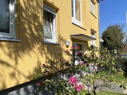 Erstbezug nach Sanierung - Schöne helle Wohnung mit Sonnenbalkon