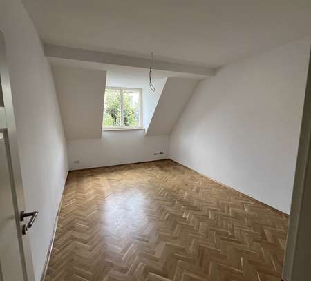 *ERSTBEZUG! Attraktive MAISONETTE-WOHNUNG mit Loggia und Gäste-WC* WE 07