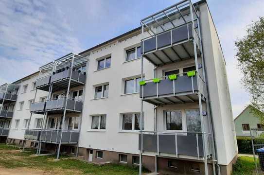 Per Rad ins Zentrum von Greifswald: 2-Raum-Wohnung mit Balkon in Wackerow