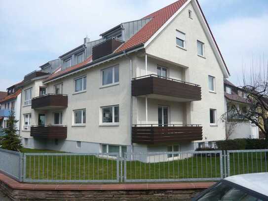 Schöne, helle 3-Zi-Wohnung im OG eines Sechsfamilienhauses