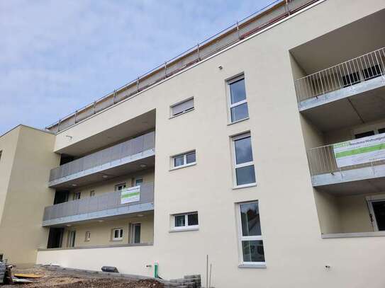 1,5 Zimmer Wohnung mit großem Balkon