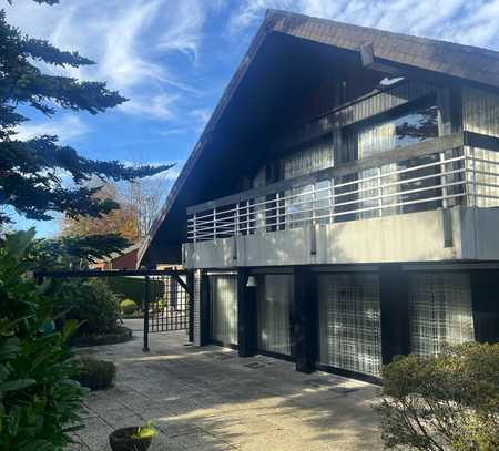 Ein- oder Zweifamilienhaus am Südufer mit Pool, Sauna und Blick über den Möhnesee