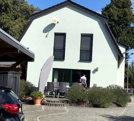 Günstiges 6-Zimmer-Einfamilienhaus mit gehobener Innenausstattung und EBK in Jüterbog, Sauna, Pool