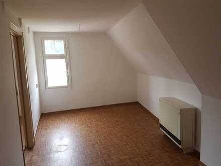 Schöne 3-Zimmer Dachgeschosswohnung