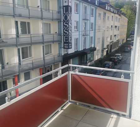 *Herrliche 2-Zimmer Wohnung, barrierefrei mitten in der Stadt mit Balkon zu vermieten*