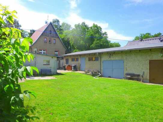 Wirtschaft mit Wohnhaus, Bistro, Garagen, Carports, Ställe und Weidewiese in Schildow nahe Kiessee