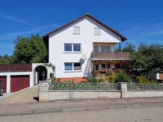 Freundliche 4-Zimmer-Wohnung mit Eck-Balkon in Lauchheim-Röttingen