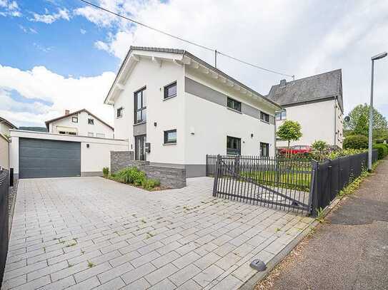 Luxuriöses Einfamilienhaus mit Stil & Nachhaltigkeit