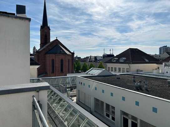 2,5 Zimmer-Wohnung mit grosser Terrasse und neuer EBK zentral in Kehl