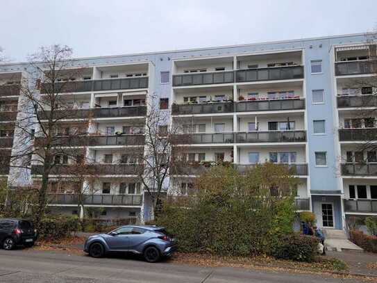 Moderne Vier Zimmer Familienwohnung in Marzahn