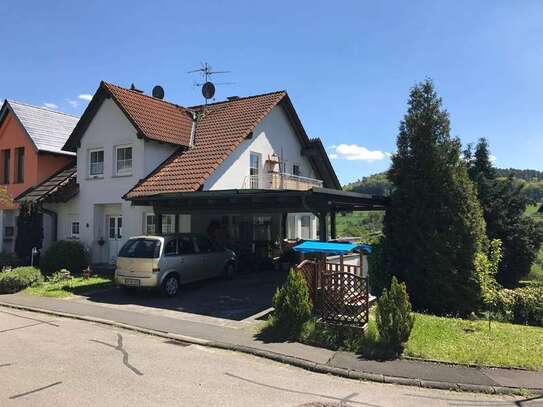 Wunderschönes Haus in einer DHH in Laufach