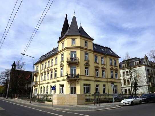 www.r-o.de +++ Dresden-Striesen - Familienwohnung ohne Platzprobleme!